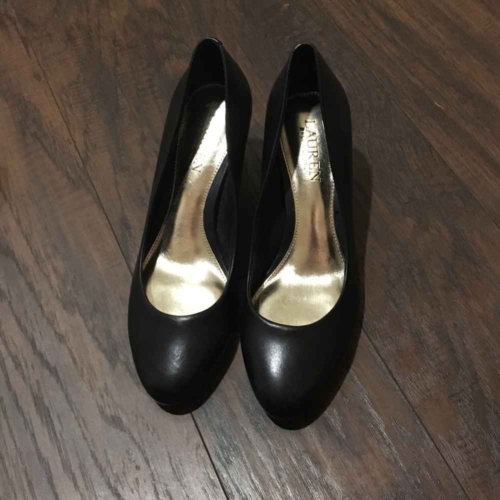 NWT Lauren Ralph Lauren Heels Size 7b